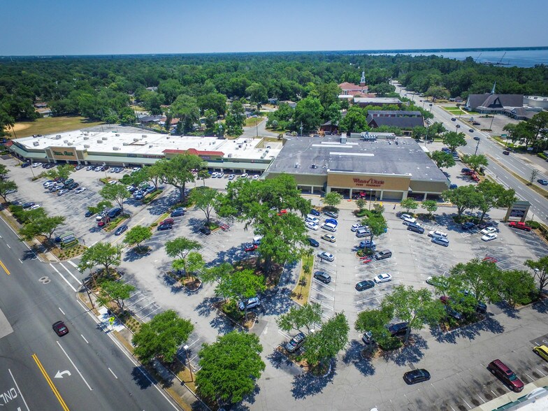 6010-6030 San Jose Blvd, Jacksonville, FL à louer - Photo du bâtiment - Image 2 de 4