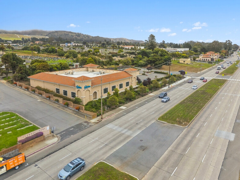 1055 El Camino Real, Colma, CA for sale - Building Photo - Image 2 of 7