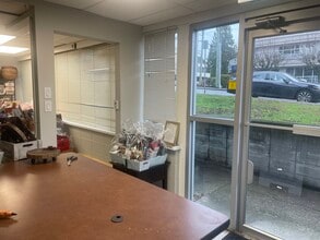 15240 Thrift Av, White Rock, BC à louer Photo intérieure- Image 2 de 3