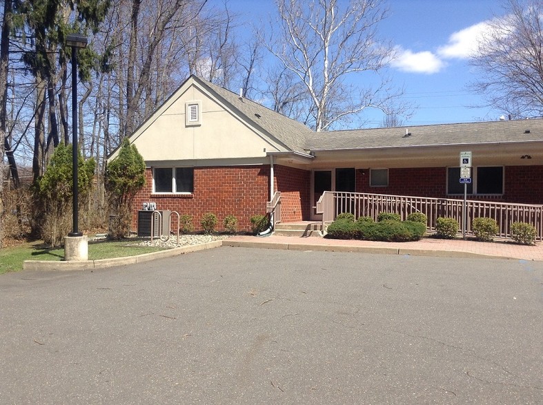 838 Alexander Rd, Princeton, NJ for sale - Building Photo - Image 1 of 1