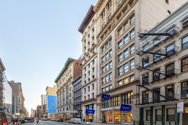 Plus de détails pour 625 Broadway, New York, NY - Bureau à louer