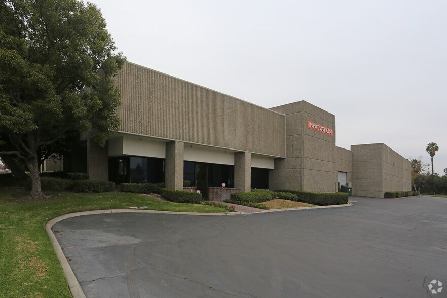 2807 Barranca Pky, Irvine, CA for lease - Primary Photo - Image 1 of 15