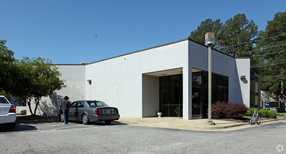 105-212 N Fairview Rd, Rocky Mount, NC for lease - Building Photo - Image 3 of 12