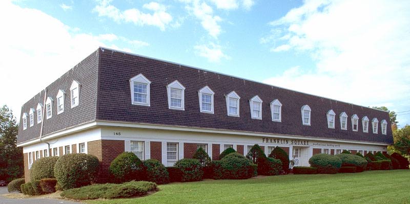145 N Franklin Tpke, Ramsey, NJ à louer - Photo du bâtiment - Image 1 de 4