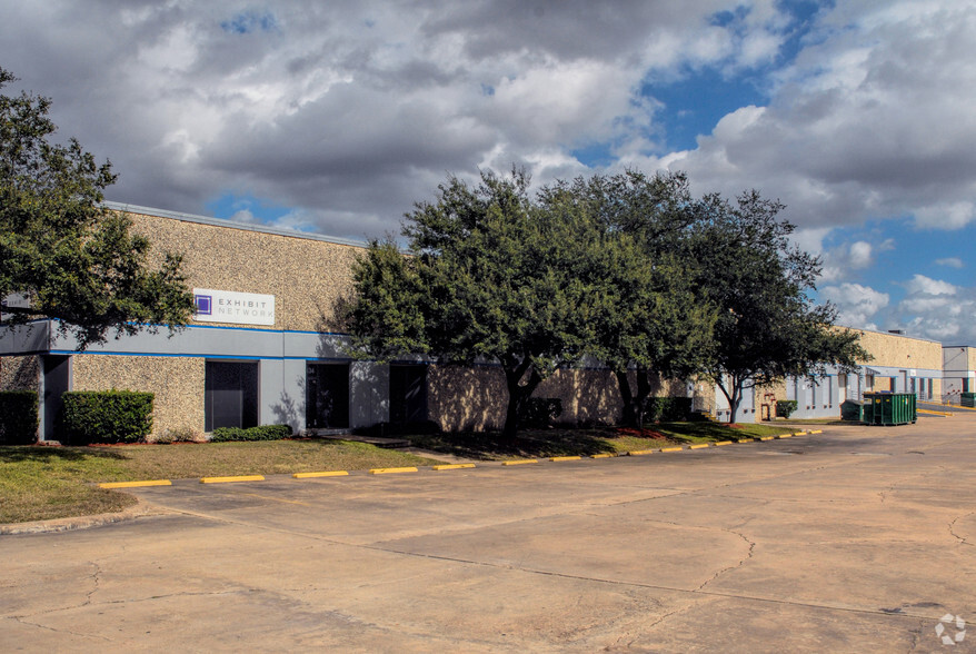 3434-3446 Lang Rd, Houston, TX for lease - Primary Photo - Image 1 of 8