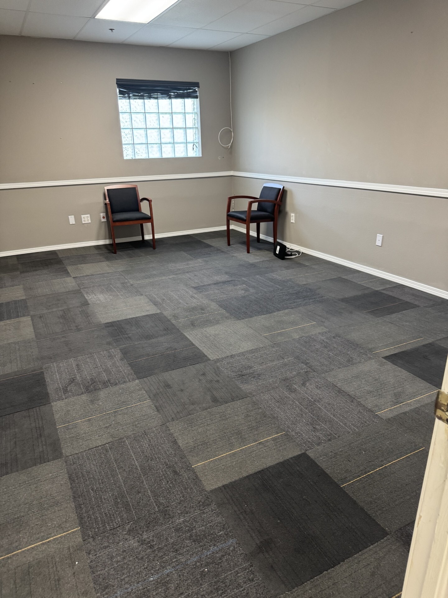 110 Athens St, Tarpon Springs, FL for lease Interior Photo- Image 1 of 1