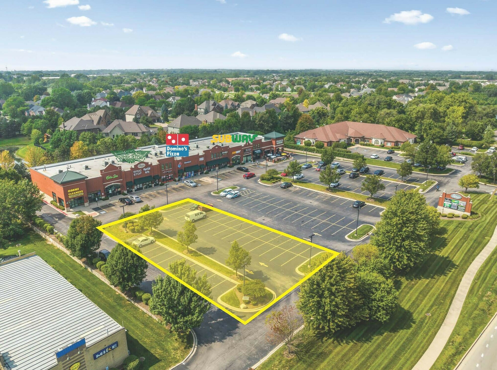 404 N Eola Rd, Aurora, IL for lease Primary Photo- Image 1 of 3