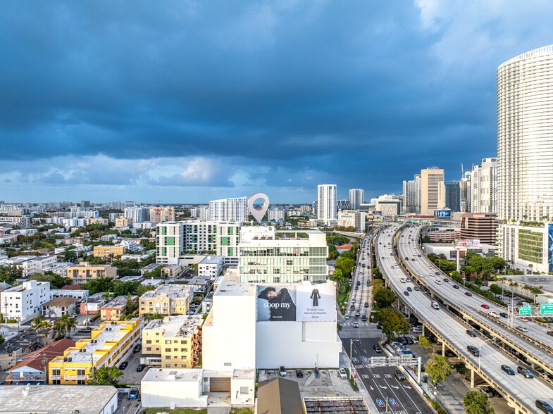 420 SW 7th St, Miami, FL à louer - Aérien - Image 3 de 30