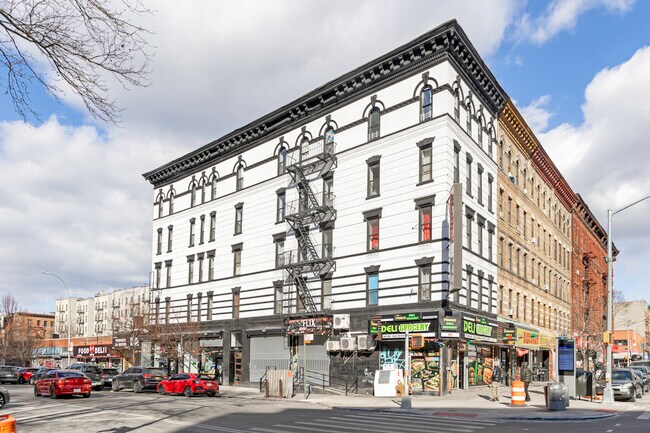 More details for 553 E 137th St, Bronx, NY - Retail for Lease