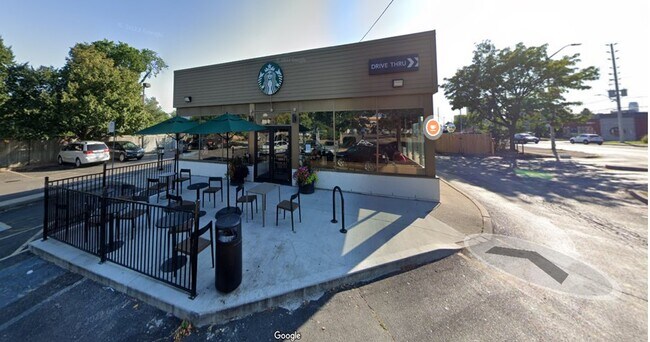 Plus de détails pour 334 Dundas St E, Mississauga, ON - Commerce de détail à vendre