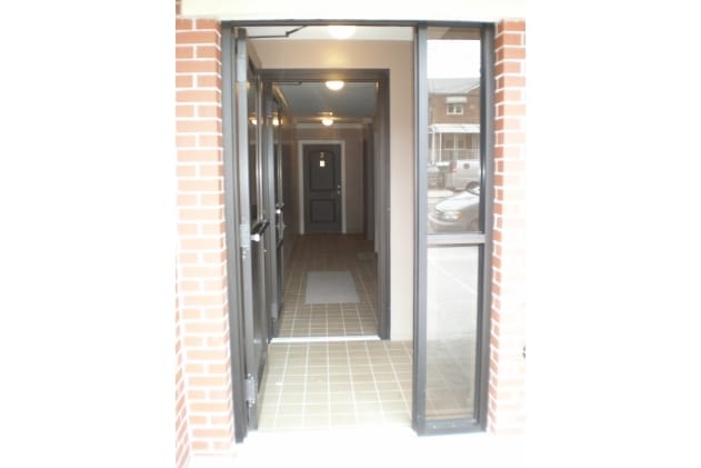 2543-2545 Bronxwood Ave, Bronx, NY à vendre - Photo intérieure - Image 2 de 12