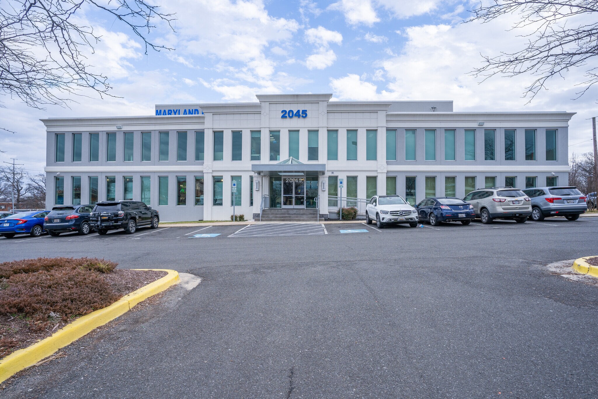2045 E University Blvd, Hyattsville, MD à louer Photo du bâtiment- Image 1 de 16