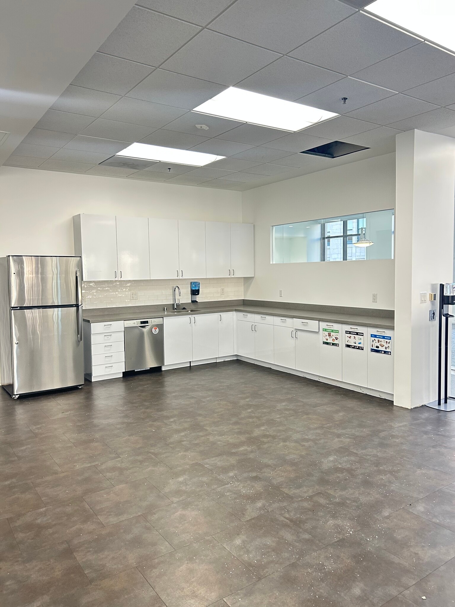 250 Montgomery St, San Francisco, CA for lease Interior Photo- Image 1 of 5