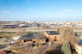 621 W Russell St, Sioux Falls, SD - Aerial  map view - Image1