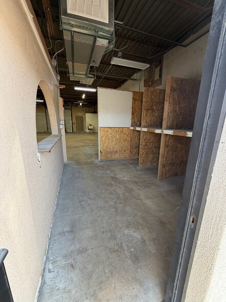 5905-5923 N Nevada Ave, Colorado Springs, CO for lease - Building Photo - Image 3 of 5