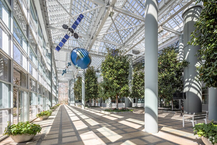 4 Research Way, Princeton, NJ à louer - Hall d’entrée - Image 3 de 21