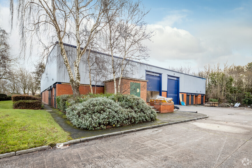 Poole Hall Rd, Ellesmere Port for lease - Building Photo - Image 2 of 6