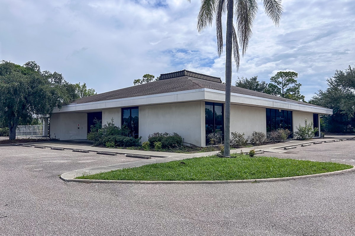 10290 Regency Park Blvd, Port Richey, FL for sale Building Photo- Image 1 of 5