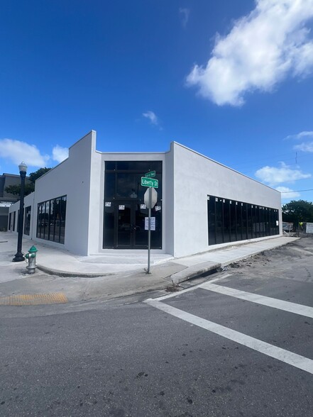 2217-2221 N Federal Hwy, Hollywood, FL for lease - Building Photo - Image 1 of 18