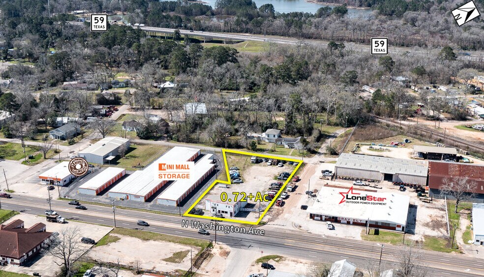 213 N Washington Ave, Cleveland, TX à vendre - Photo du bâtiment - Image 2 de 8