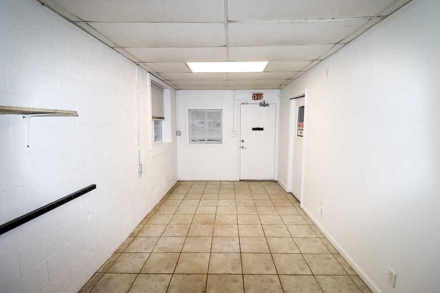 2600 W Lynchburg Salem Tpke, Bedford, VA for lease - Building Photo - Image 3 of 18