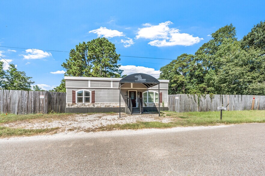 14000 McAlister Rd, Conroe, TX à vendre - Photo du bâtiment - Image 2 de 25