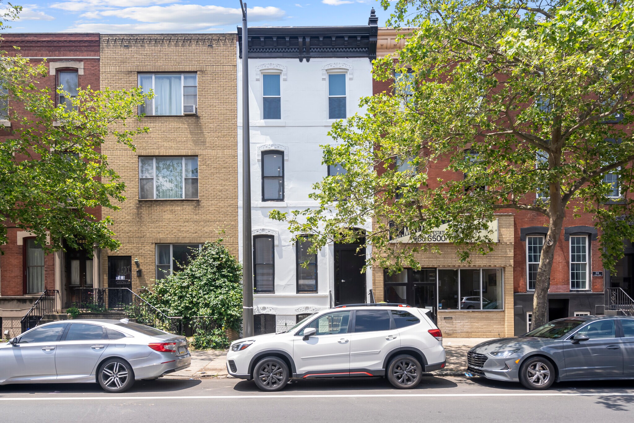 1618 S Broad St, Philadelphia, PA for sale Primary Photo- Image 1 of 33