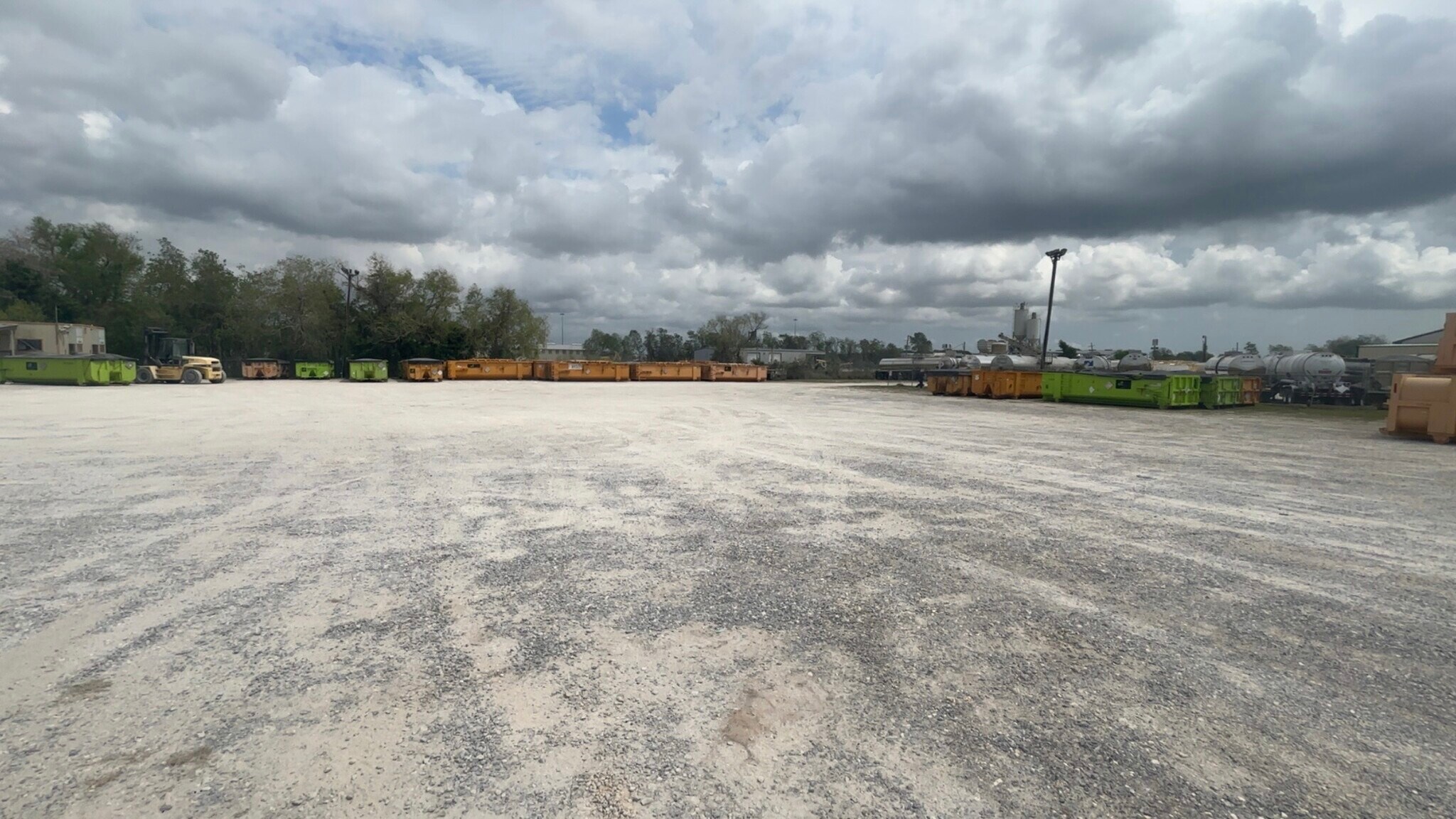 4634 Hodgson Rd, Nederland, TX for lease Primary Photo- Image 1 of 13
