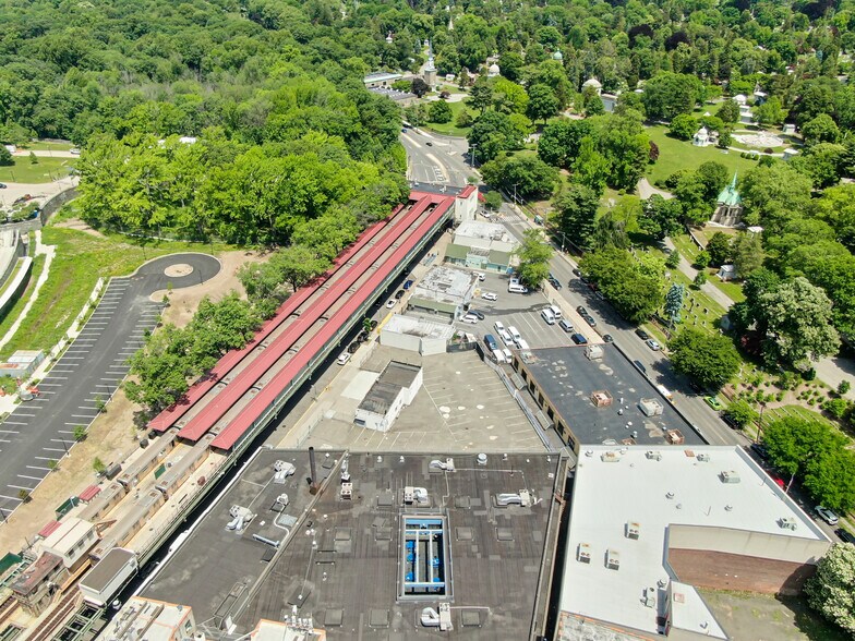 3604 Jerome Ave, Bronx, NY à louer - Photo du bâtiment - Image 3 de 10