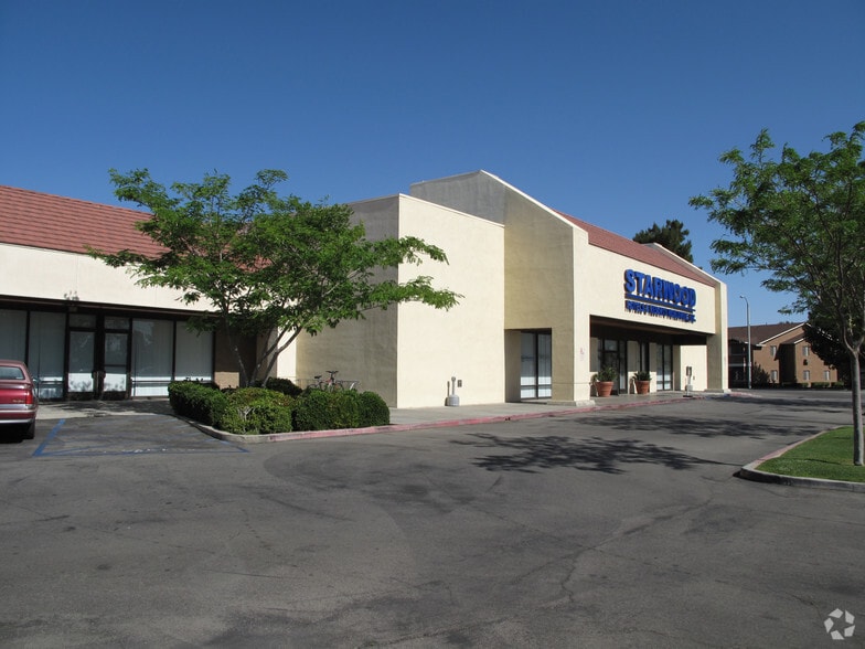 43901-43999 15th St W, Lancaster, CA for lease - Building Photo - Image 3 of 10