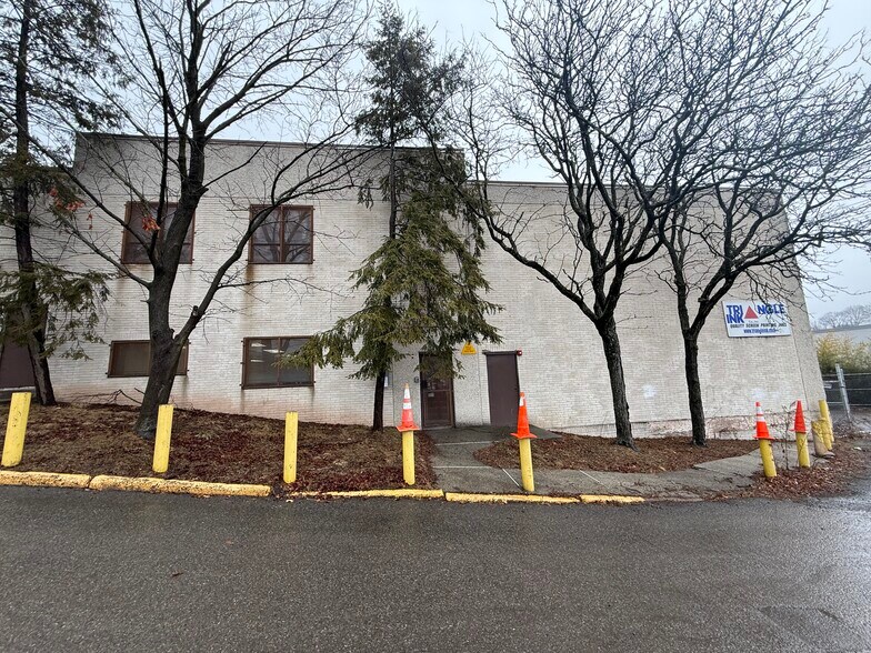 53-57 Van Dyke St, Wallington, NJ à louer - Photo du bâtiment - Image 2 de 16