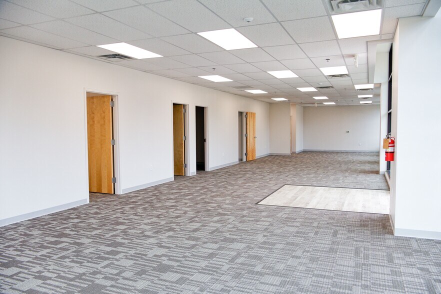 685 Pitts School Rd, Concord, NC for lease - Building Photo - Image 2 of 8