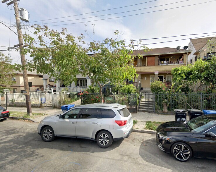 Westlake Value Add Multi-Family For Sale portefeuille de 2 propriétés à vendre sur LoopNet.ca - Photo du bâtiment - Image 3 de 4