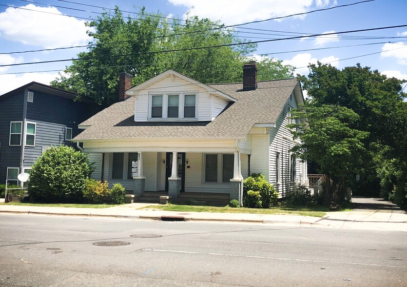 514 Beatties Ford Rd, Charlotte, NC for sale - Primary Photo - Image 2 of 37