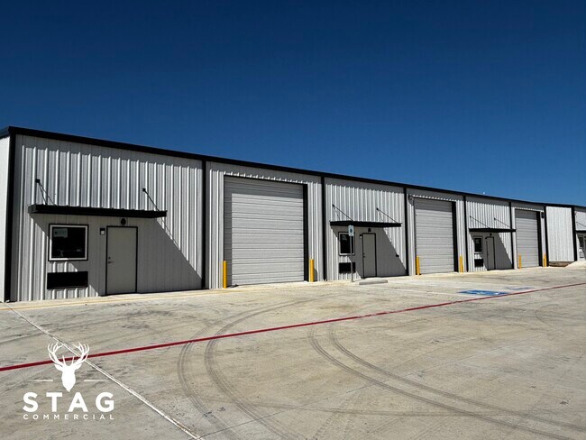 Plus de détails pour 11180 FM156, Northlake, TX - Industriel à louer