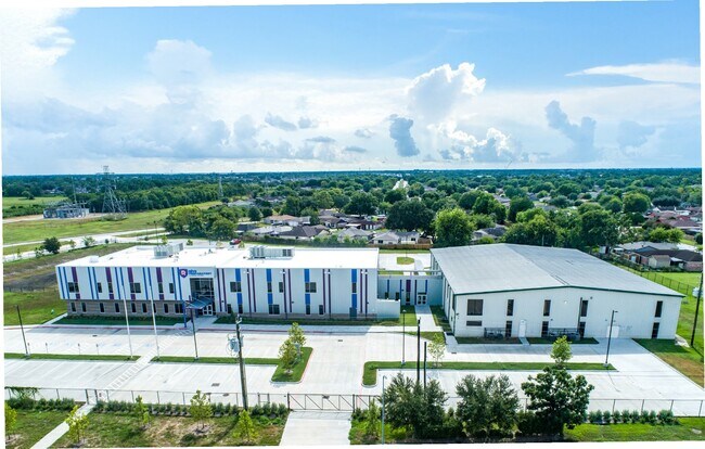 More details for 12707 Cullen Blvd, Houston, TX - Specialty for Sale