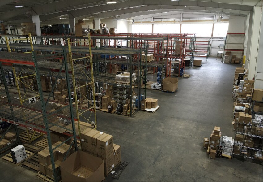 660 Main St, Sturbridge, MA à louer - Photo du bâtiment - Image 3 de 8