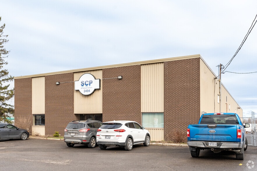 2494 Av Dalton, Québec, QC à vendre - Photo du bâtiment - Image 2 de 3