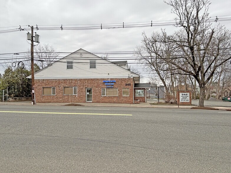 345 Main St, West Orange, NJ à vendre - Photo du bâtiment - Image 2 de 18