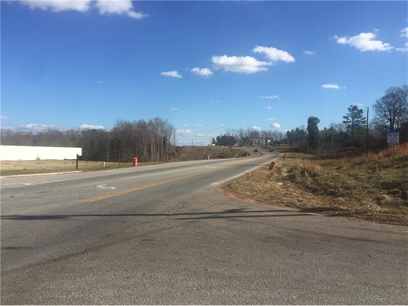 2978 Athens Hwy, Gainesville, GA for sale Primary Photo- Image 1 of 18