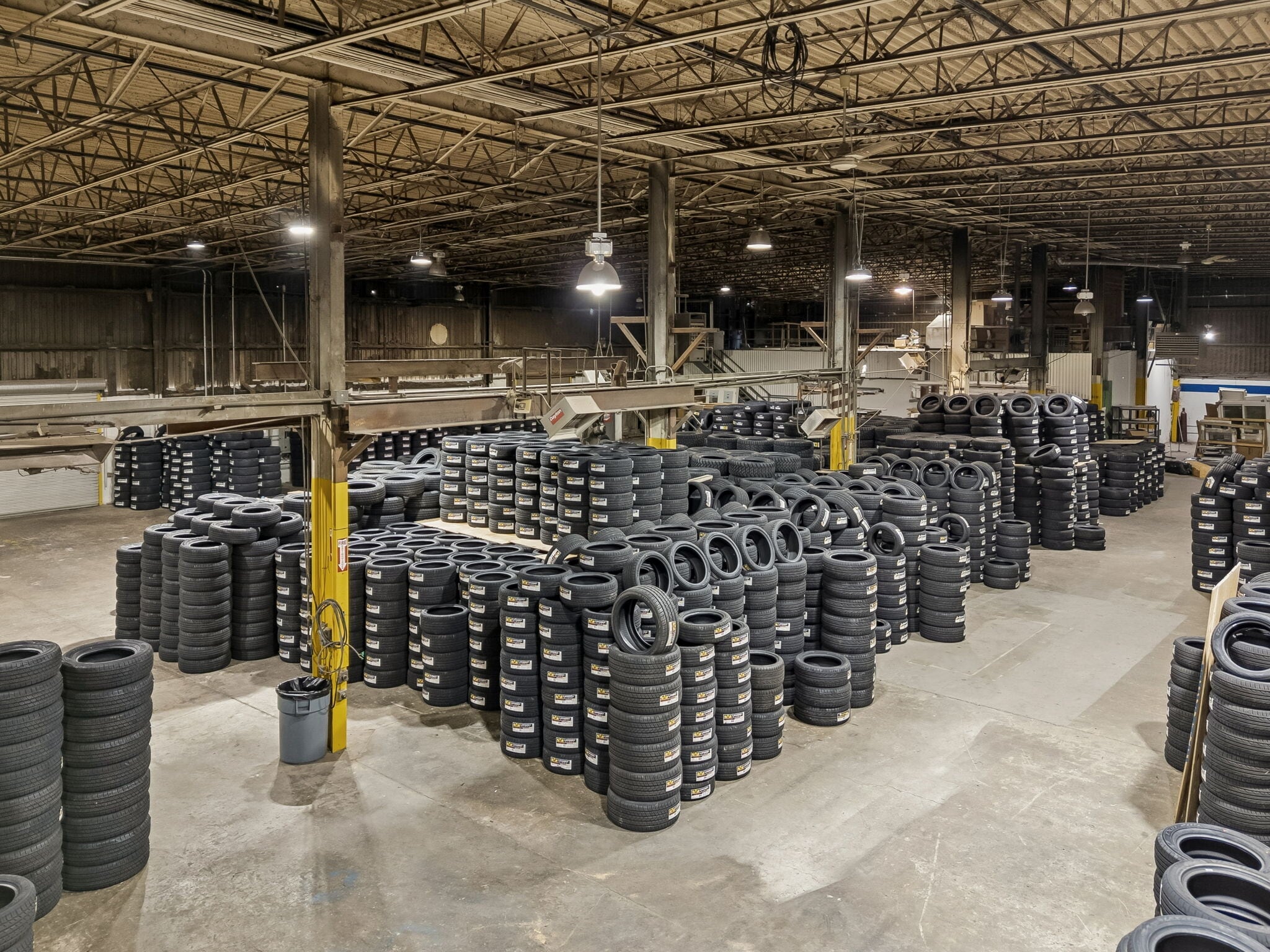 411 Industrial Dr, White House, TN for sale Interior Photo- Image 1 of 7