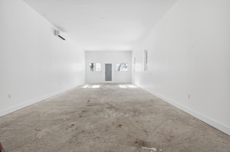 1112 Fulton St, Brooklyn, NY for lease Interior Photo- Image 2 of 12