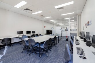 576 Hunter St, Newcastle West for lease Interior Photo- Image 2 of 5