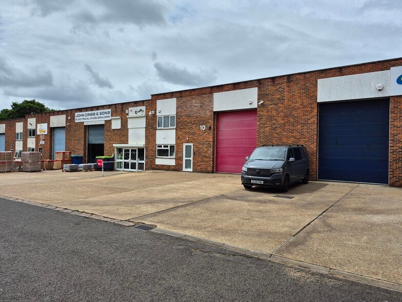 Old Forge Rd, Wimborne for lease - Building Photo - Image 2 of 11