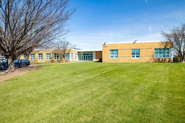 Plus de détails pour 303 Sunnyside Blvd, Plainview, NY - Bureau/Médical, Local d'activités à louer