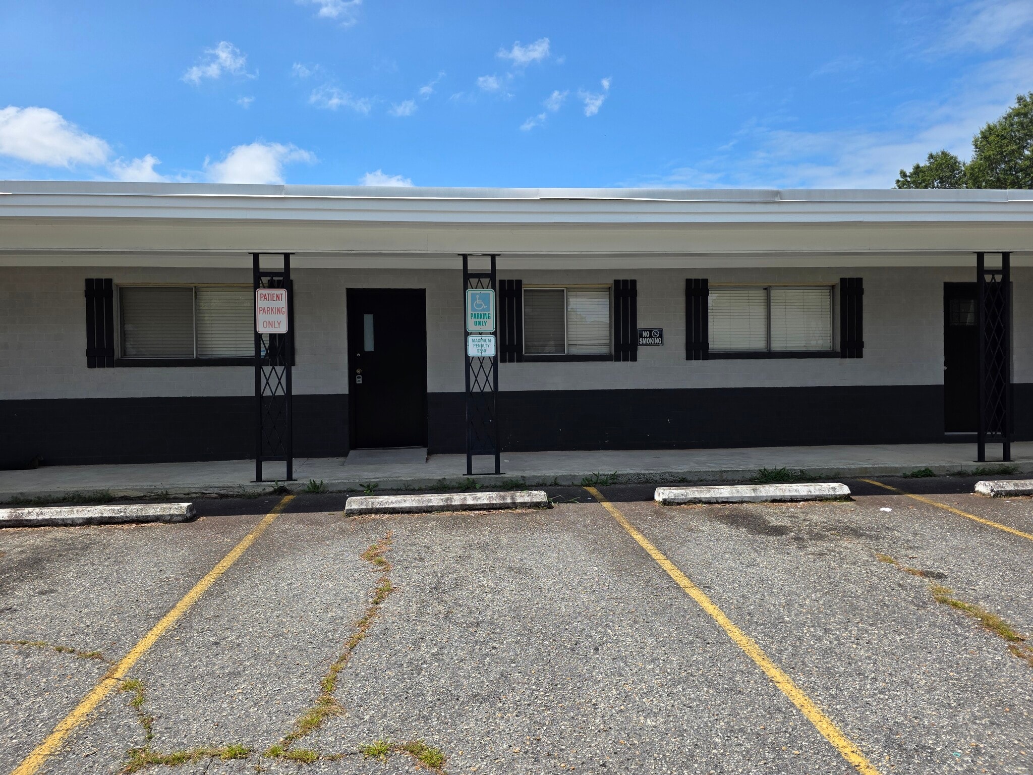 706 Wilkins St, Smithfield, NC for lease Primary Photo- Image 1 of 22