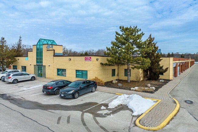 Plus de détails pour 3045 Southcreek Rd, Mississauga, ON - Flex à vendre