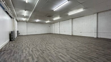 Sutherland Rd, London for lease Interior Photo- Image 2 of 3