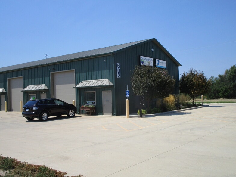 602 W Mary St, Garden City, KS for sale - Building Photo - Image 3 of 10