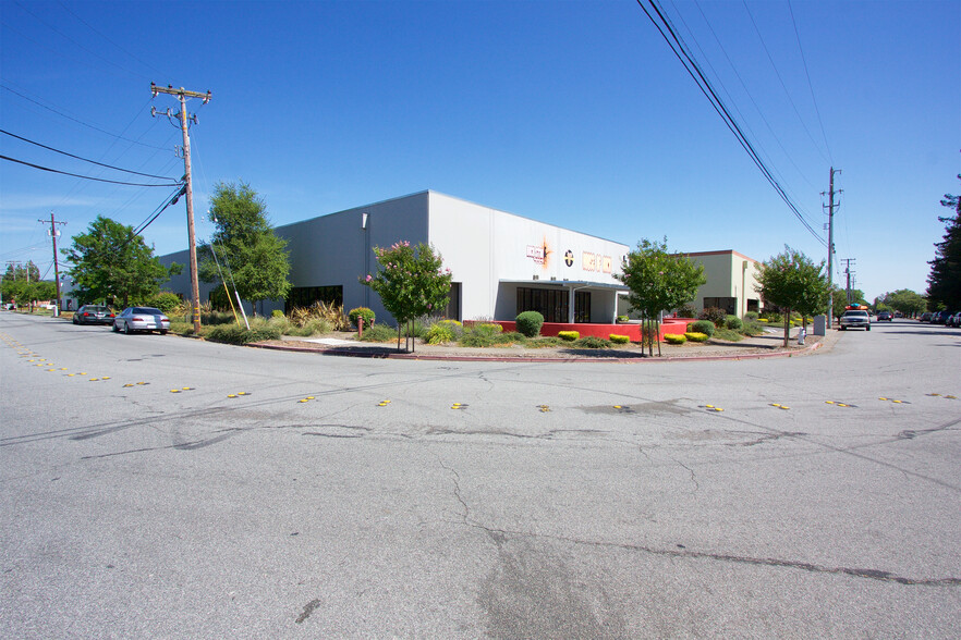 3410-3440 Industrial Dr, Santa Rosa, CA à vendre - Photo du b timent - Image 1 de 24